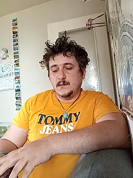 damslebambou1 online show from May 2, 3:39 pm