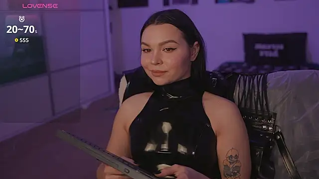 Dominatrix Alice online show from March 4, 11:00 pm