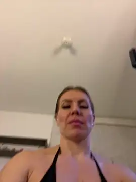 Natalia Fit online show from May 25, 5:13 am