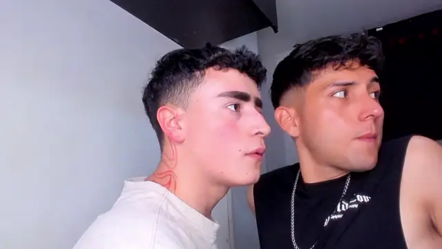 naughtysalomon   online show from March 7, 1:24 am