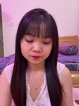    KARA    online show from March 4, 12:05 am