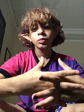 Snapshot of TommyTheReal chatting on December 16, 4:56 pm TommyTheReal online show from December 16, 4:56 pm