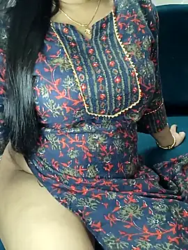 Snapshot of SSiya- chatting on June 7, 8:45 pm SSiya- online show from June 7, 8:45 pm