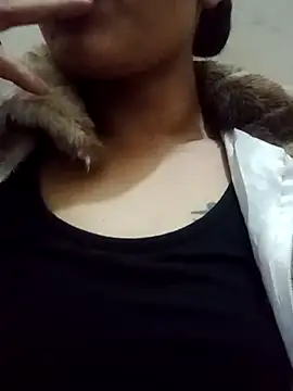 Snapshot of khusi_sexy chatting on December 20, 2:57 pm khusi sexy online show from December 20, 2:57 pm