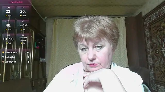 Casey peach online show from April 24, 4:09 pm