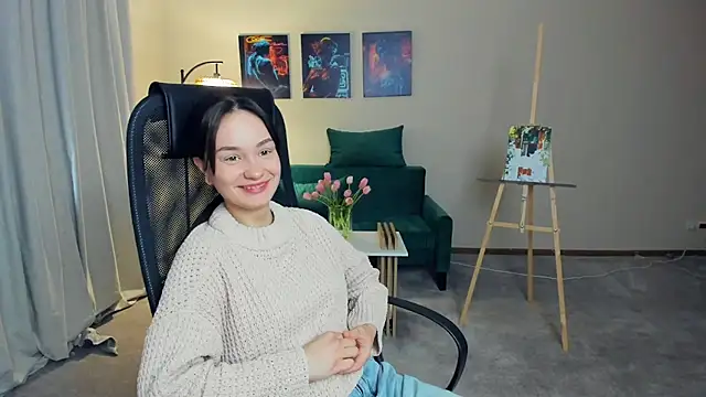 Snapshot of RandaBudds chatting on December 17, 7:36 am RandaBudds online show from December 17, 7:36 am