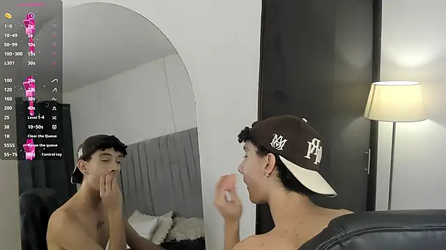 im thomass online show from March 14, 10:48 pm