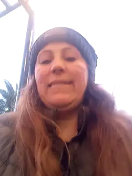 Snapshot of SofiEsteves chatting on May 3, 9:10 pm SofiEsteves online show from May 3, 9:10 pm