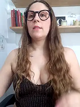 Snapshot of SofiEsteves chatting on May 20, 2:01 pm SofiEsteves online show from May 20, 2:01 pm