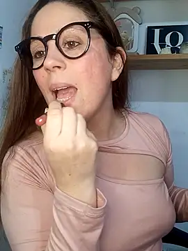Snapshot of SofiEsteves chatting on May 23, 3:27 pm SofiEsteves online show from May 23, 3:27 pm