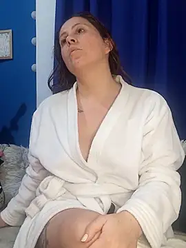 Snapshot of SofiEsteves chatting on May 24, 6:57 pm SofiEsteves online show from May 24, 6:57 pm