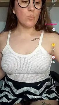 SofiEsteves online show from July 28, 2:13 pm
