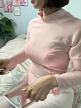 bi biii online show from June 26, 1:37 pm