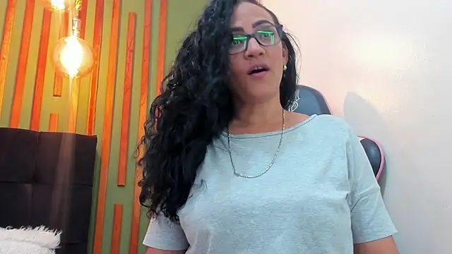 Bianca slut1 online show from January 18, 8:01 pm