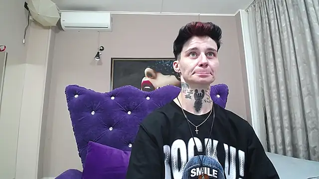 Snapshot of KennyXSX chatting on July 3, 2:01 pm KennyXSX online show from July 3, 2:01 pm