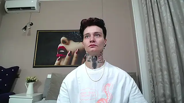 Snapshot of KennyXSX chatting on July 28, 12:34 pm KennyXSX online show from July 28, 12:34 pm