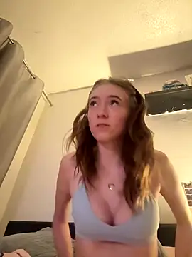 Keriacat  online show from December 18, 4:51 am