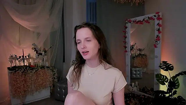 Snapshot of Ariadna_Shy chatting on February 17, 2:53 am Ariadna Shy online show from February 17, 2:53 am