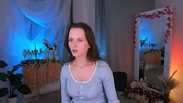 Snapshot of Ariadna_Shy chatting on February 22, 5:34 am Ariadna Shy online show from February 22, 5:34 am