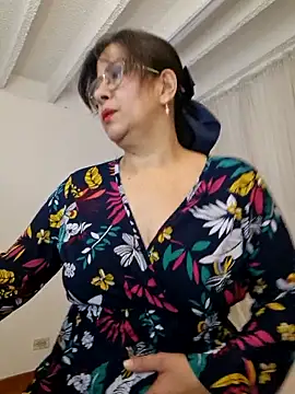 christy ant online show from April 27, 5:44 pm