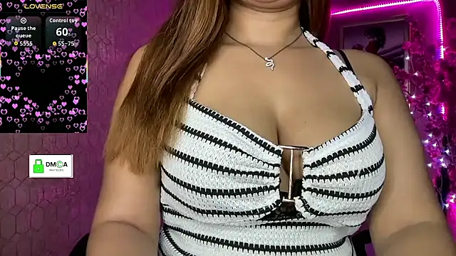 DimondGirl  online show from July 20, 7:16 pm