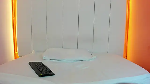 Sunny OS online show from February 7, 7:50 pm