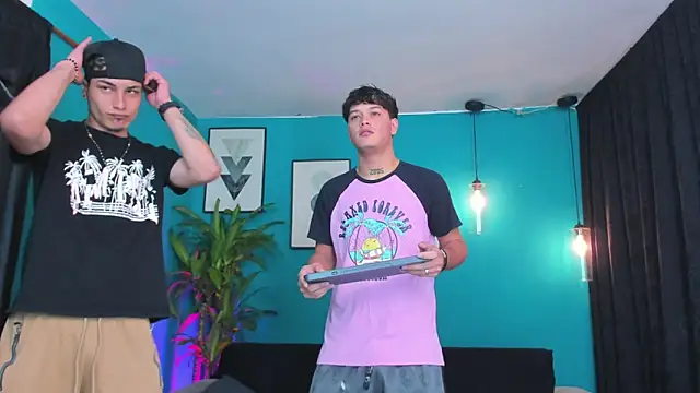 Oficial KingOfHeavens online show from December 21, 9:22 pm