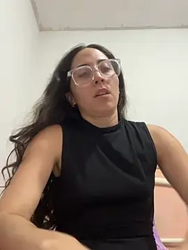 LatinDoll8 online show from July 8, 11:09 pm