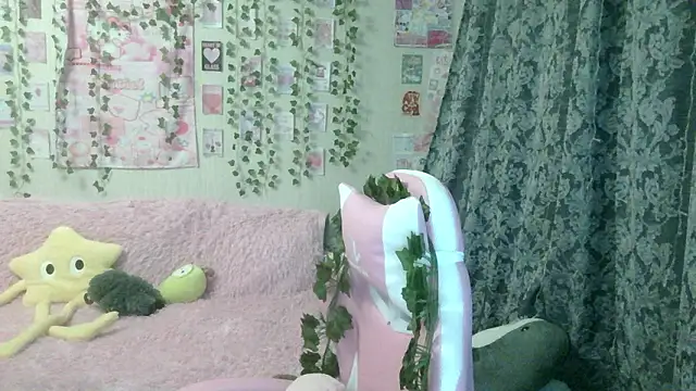 MysticYumiko online show from February 5, 5:39 pm