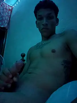 Snapshot of norvisito chatting on December 18, 9:15 am norvisito online show from December 18, 9:15 am