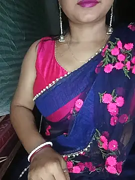 Snapshot of MAHI066 chatting on June 24, 7:13 pm MAHI066 online show from June 24, 7:13 pm