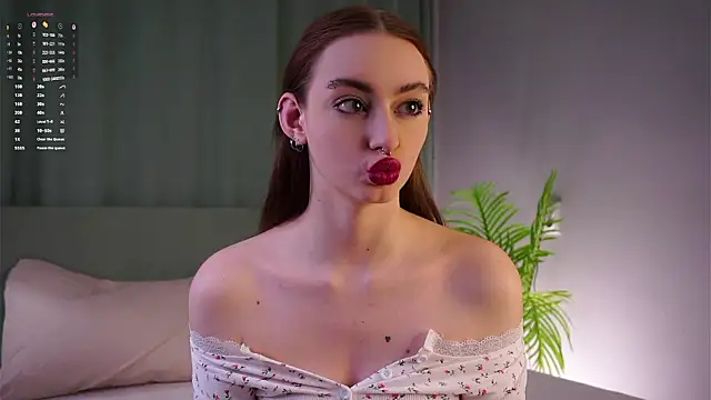 BeckiMacreno online show from February 7, 1:48 pm