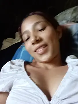  natzury  online show from July 22, 9:17 pm