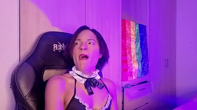 tiffanyy 777 online show from June 10, 3:18 am