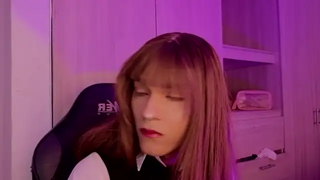 tiffanyy 777 online show from June 16, 2:47 am