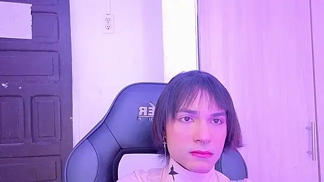 Snapshot of tiffanyy_777 chatting on July 30, 4:33 am tiffanyy 777 online show from July 30, 4:33 am