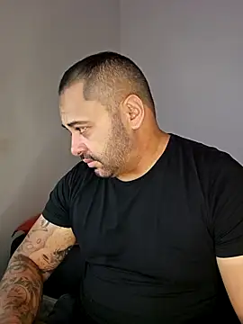 Snapshot of drlluis chatting on December 19, 2:02 pm drlluis online show from December 19, 2:02 pm