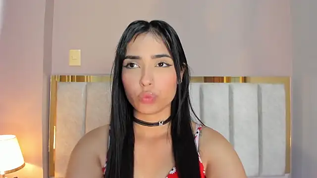 GahiaBelucci online show from February 10, 1:26 pm