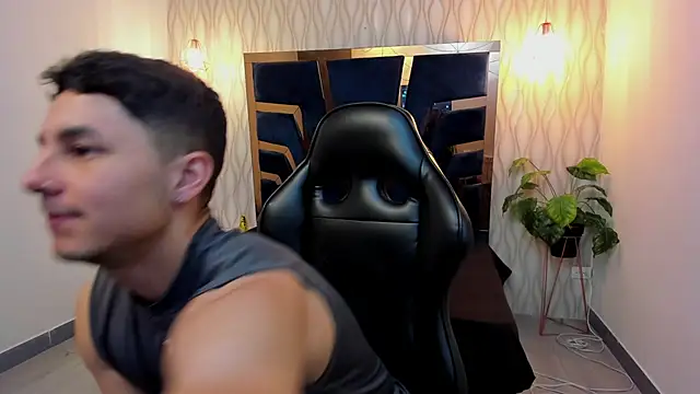 Noah Clarkk online show from April 29, 3:27 pm