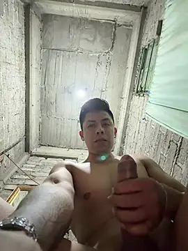 Snapshot of Marko-18 chatting on February 14, 12:40 am Marko-18 online show from February 14, 12:40 am