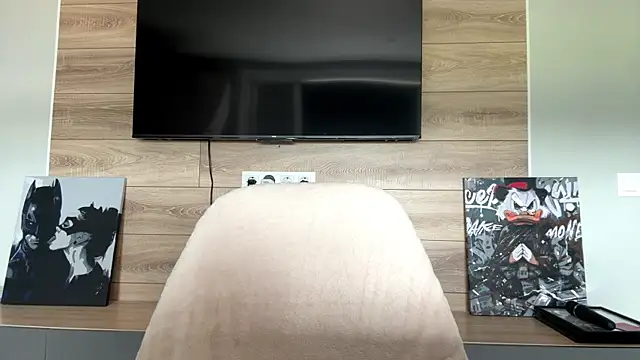 lisa montana online show from July 9, 8:07 am