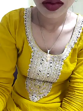 Snapshot of Anjali680 chatting on March 23, 3:21 am Anjali680 online show from March 23, 3:21 am