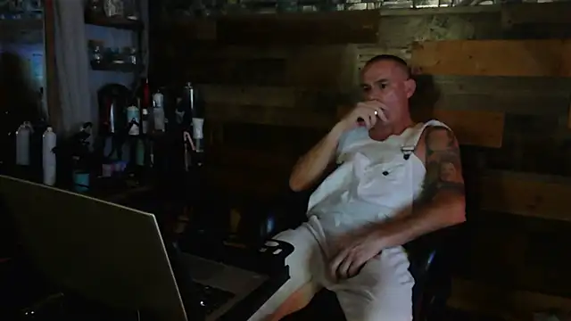 MISTERANDDEMI online show from February 15, 10:39 pm