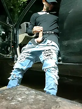 PIGHIGHDIRTY p0 online show from February 14, 6:10 am