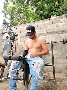 PIGHIGHDIRTY p0 online show from April 29, 5:52 pm