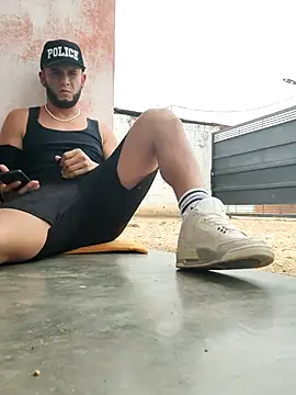PIGHIGHDIRTY p0 online show from May 7, 4:56 pm