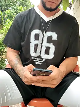 PIGHIGHDIRTY p0 online show from June 11, 9:35 pm