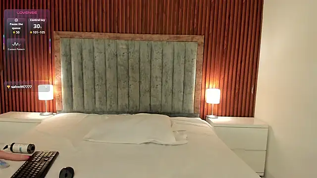 Lakisha Jackson  online show from February 13, 7:54 pm