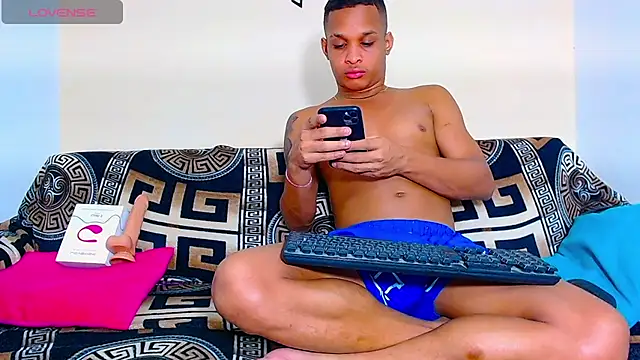 black22cmdirty online show from March 14, 10:42 am