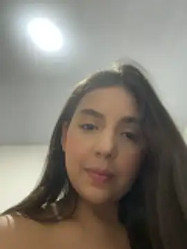 Babyabril18  online show from June 7, 3:32 am